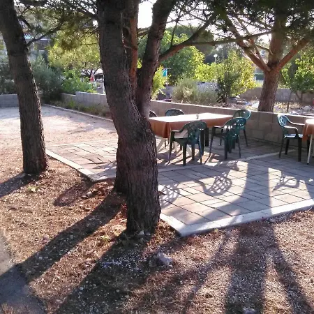 - Pedinka 294e Appartamento Vir