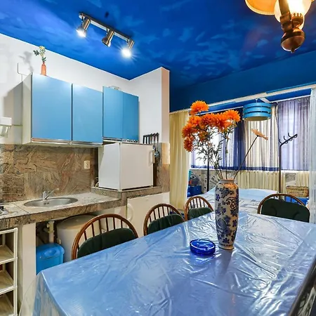 - Pedinka 294e Appartamento Vir