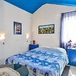 - Pedinka 294e Appartamento Vir